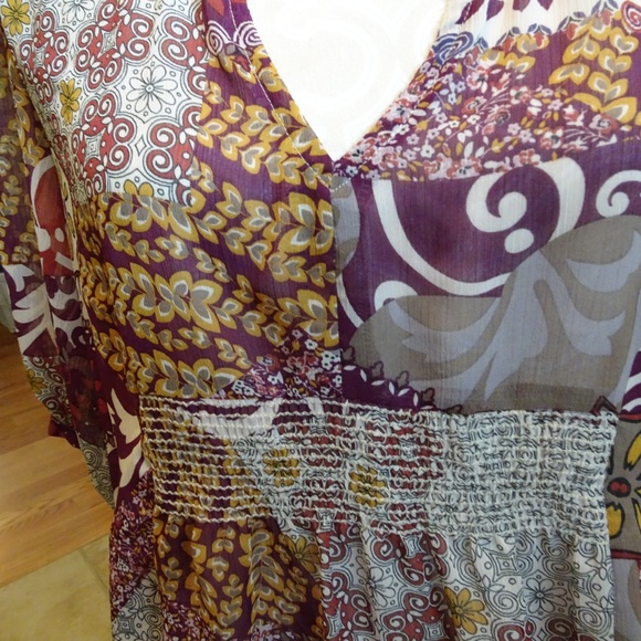 Anthropologie Ladies Size L Paisley Blouse Spring/Summer Deep V-Neck - Picture 2 of 8